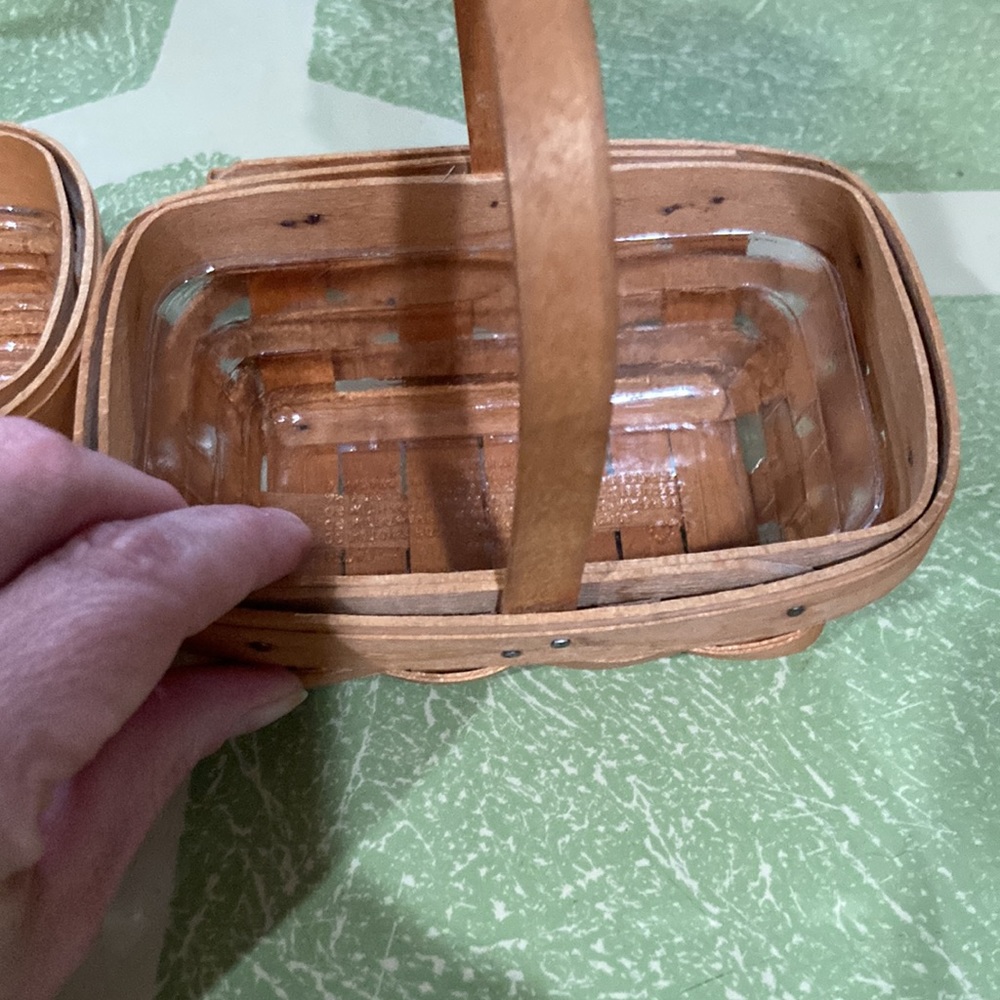 2   Longaberger baskets. - Picture 3 of 5